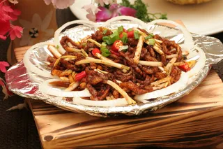 铁板酱爆鸭丝26元