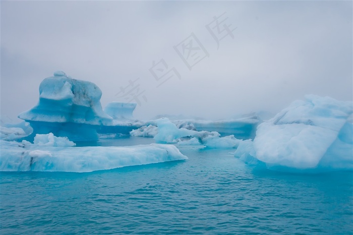 南极大海冰山风景