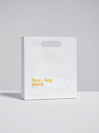 白色手提袋样机