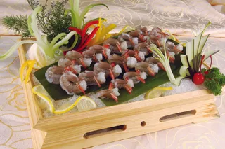  元宝基围虾刺身   