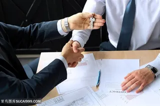 握手的商务人士高清图片