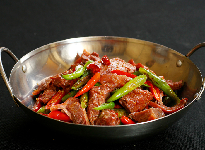 G00214铁板带皮驴肉