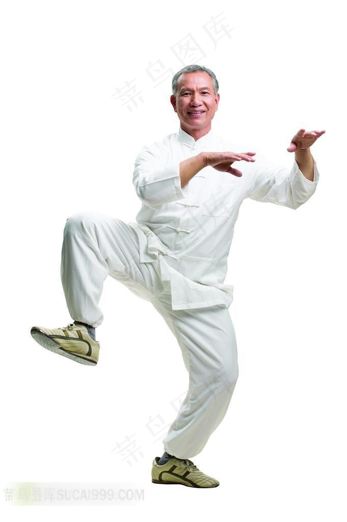 练习太极拳的老人