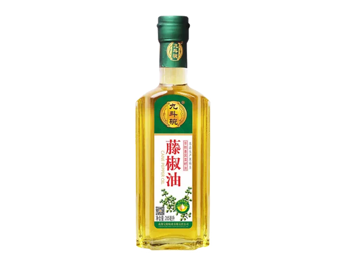 九斗碗花椒油青花椒油超市商品白底图免抠实物摄影png格式图片透明底
