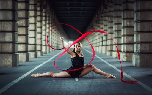 艺术体操运动动作图片 艺术体操运动动作图片