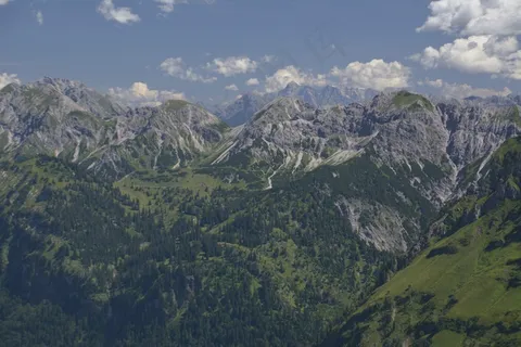 高山山丘景观图片 高山山丘景观图片