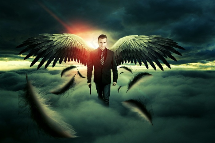 行走在云端的死亡天使高清图片