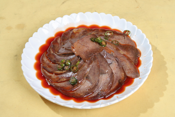 12脆笋牛肉-雅香苑