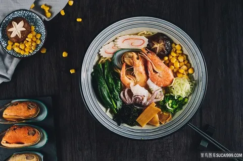 日本料理基围虾黄豆日式经典拉面美食图片 日本料理基围虾黄豆日式经典拉面美食图片