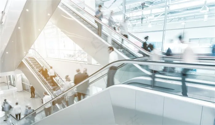 忙碌的工作人员摄影高清图片