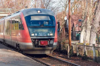 公共轨道电车图片