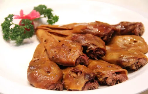 传统美食卤鸭头 传统美食卤鸭头