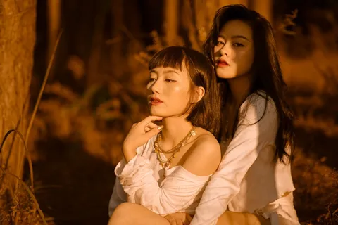 好看美女闺蜜图片 好看美女闺蜜图片