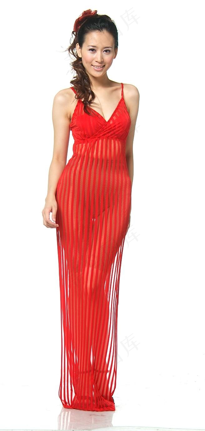 红色长款礼服