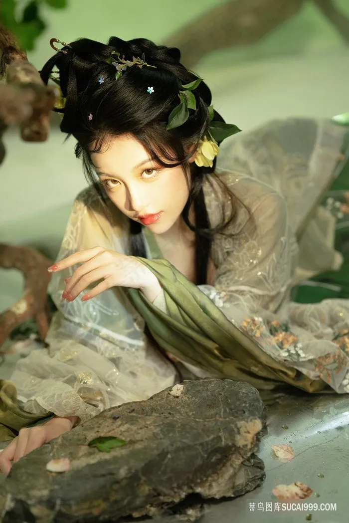 妩媚的古装美女图片