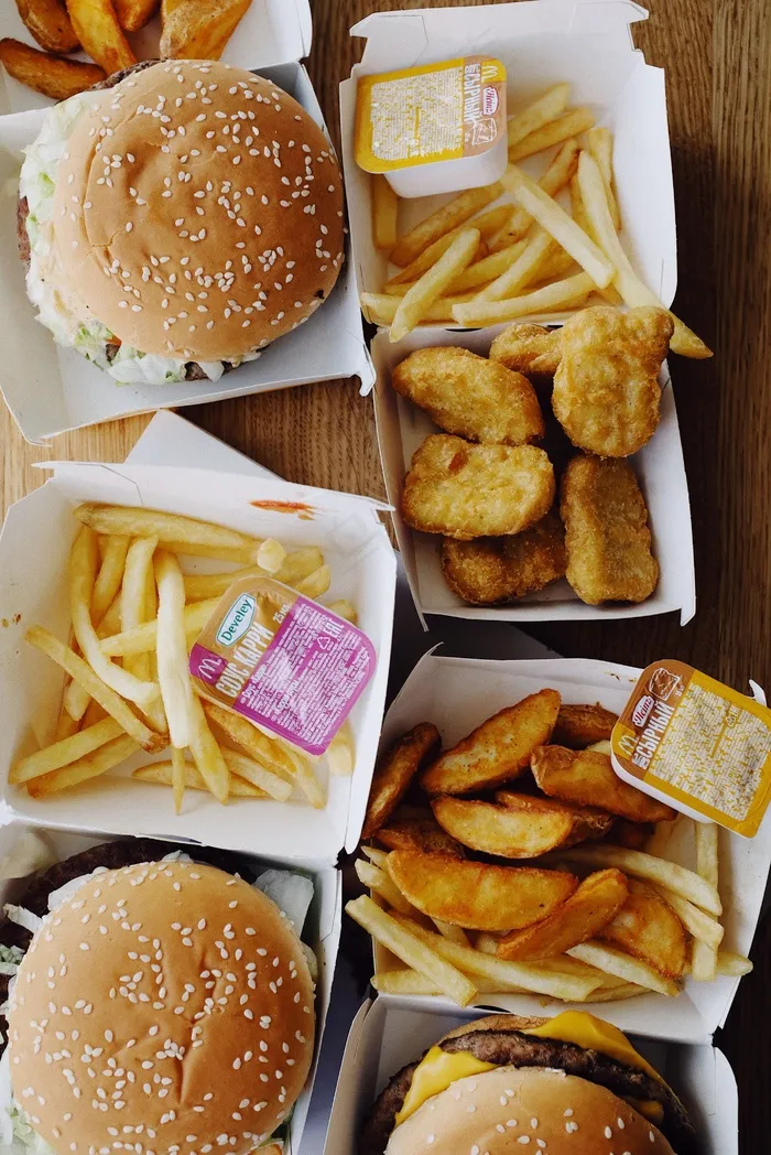 麦当劳套餐图片