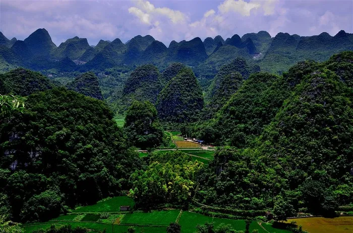 贵州万峰林风景素材图片