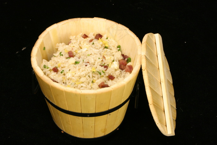 香肠炒饭主食|小吃