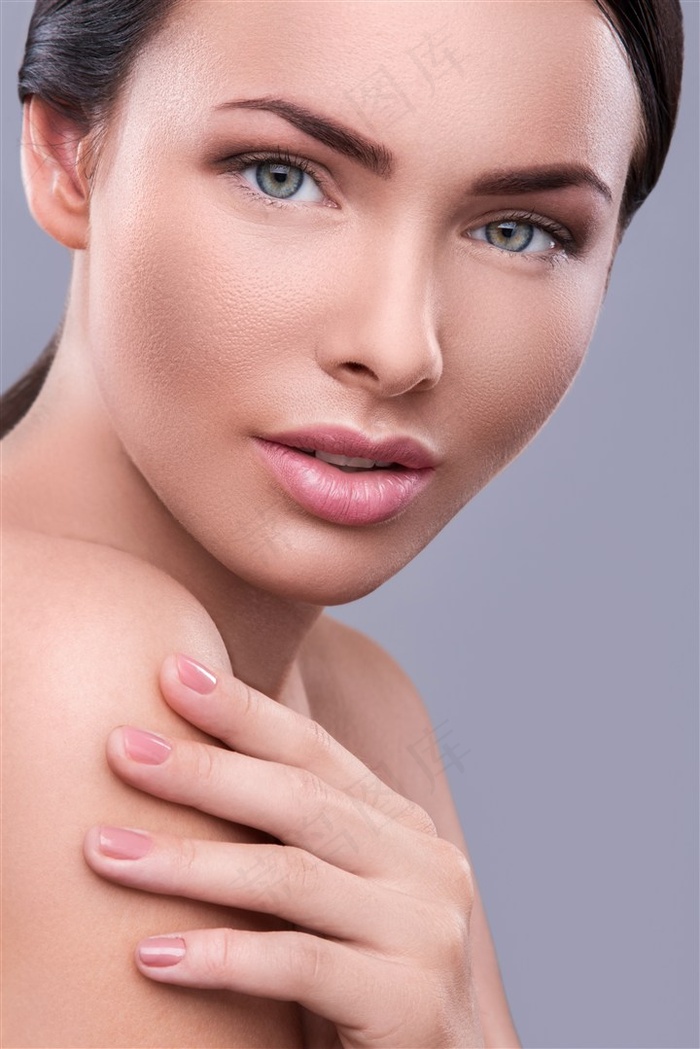 时尚女性面部模特图