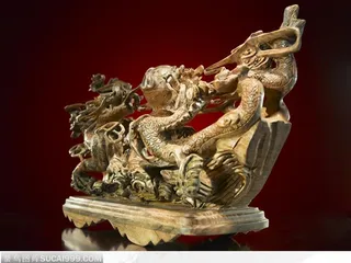 中华传统工艺品木雕双龙戏珠