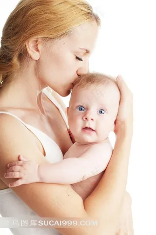 母亲和婴儿系列 - 抱着宝宝的幸福母亲