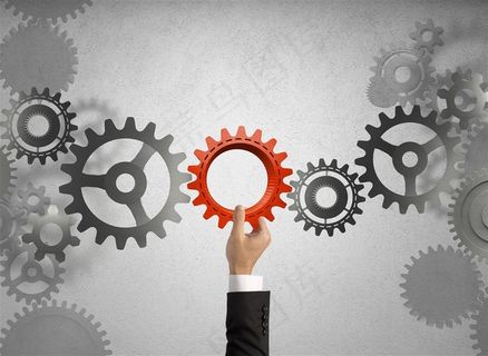 拿着齿轮的手势