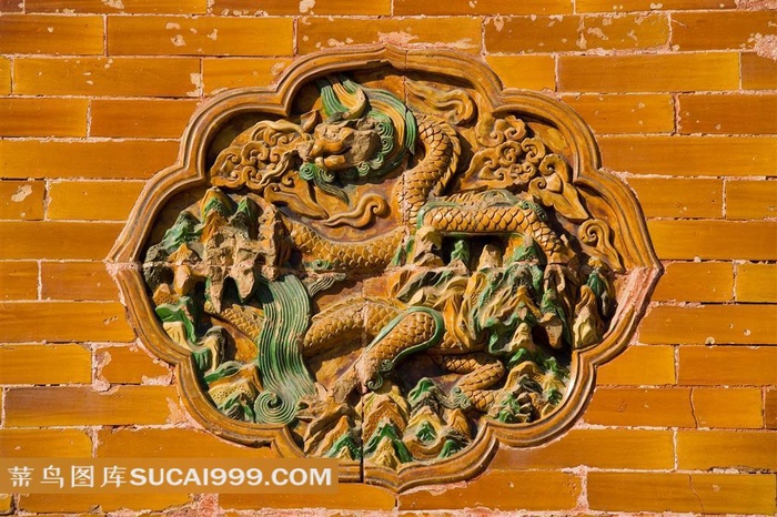 古典建筑龙纹浮雕摄影图片