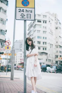阳光可爱的少女高清图 阳光可爱的少女高清图
