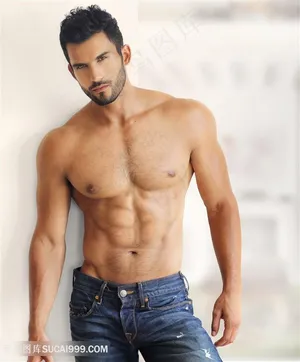 性感的欧美肌肉男人图片