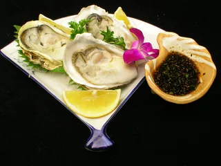   生蚝刺身