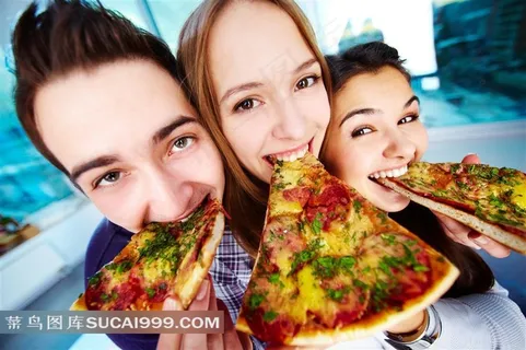 披萨系列 - 正在吃披萨的男孩女孩