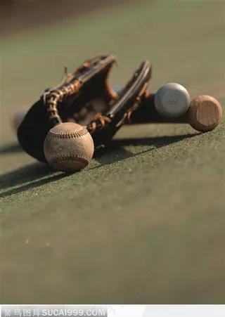 棒球与手套01
