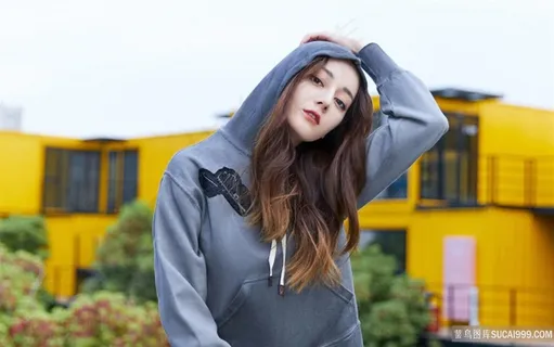 清纯长发美女图片