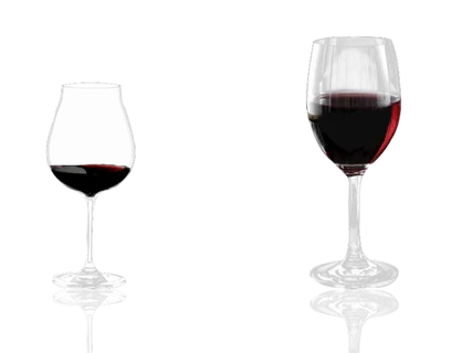 带红酒的玻璃杯