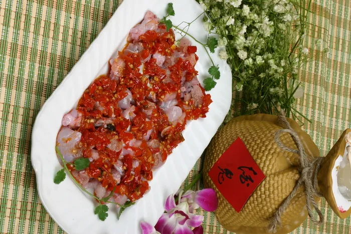 剁椒蒸牛蛙