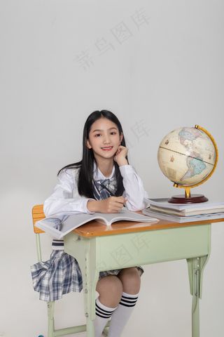 清新唯美可爱的女孩摄影图片