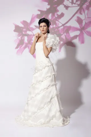 白色婚纱唯美图片