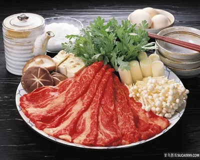 肥牛菇类火锅食材拼盘图片 肥牛菇类火锅食材拼盘图片