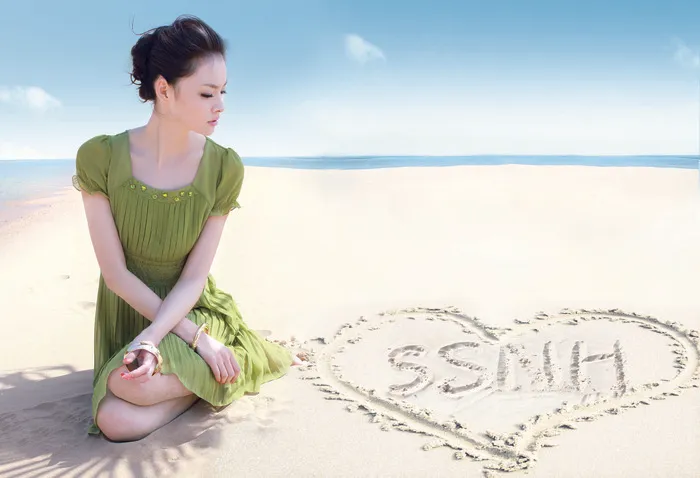 高清海边美女图片下载