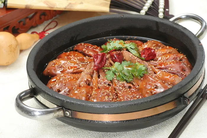 干锅辣鸭头 (1)