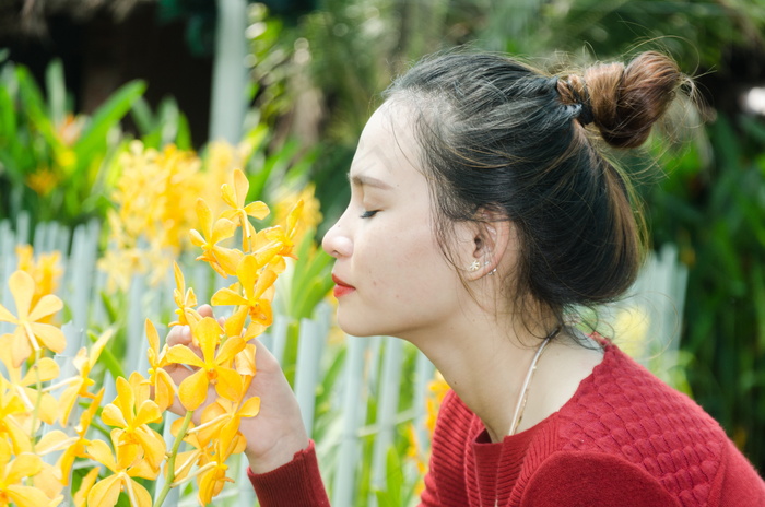 越南美女侧颜图片