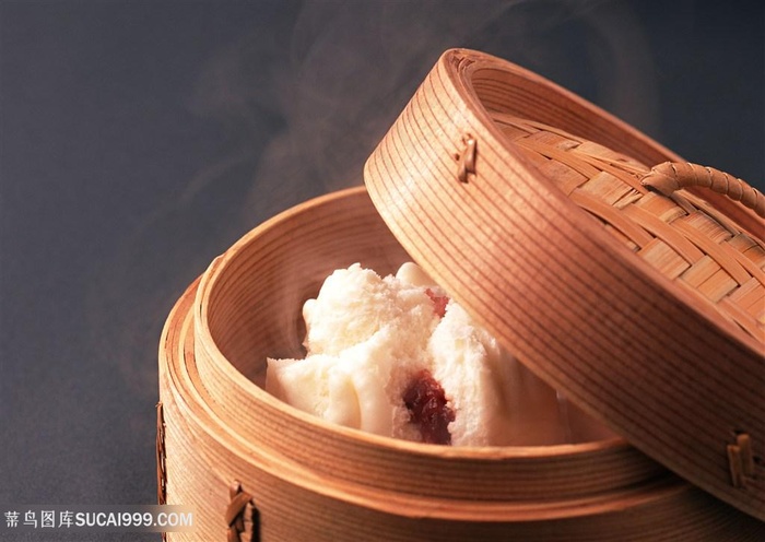 竹蒸笼蒸米糕高清图片
