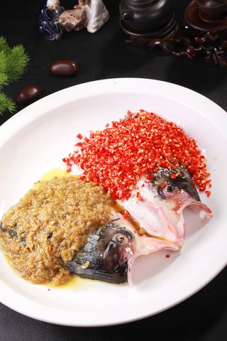 开胃鱼头王（配面）48元一份