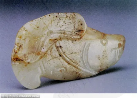 中华传统玉器-荷花下的鲤鱼