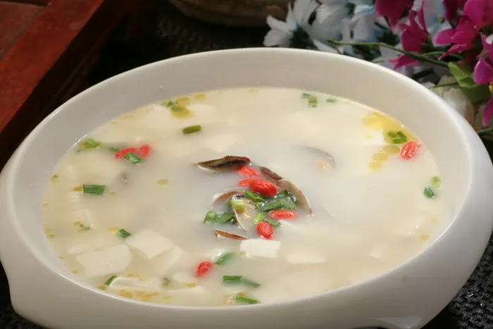 花蛤炖豆腐 