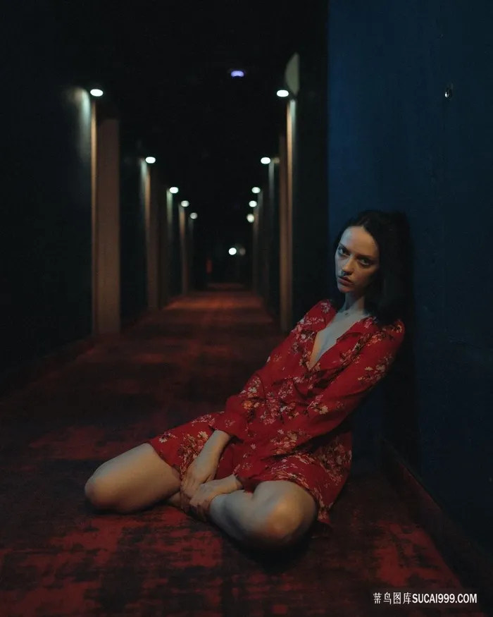 午夜欧美性感美女艺术摄影图片