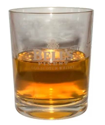 PNG威士忌威士忌免抠(1467x1742)