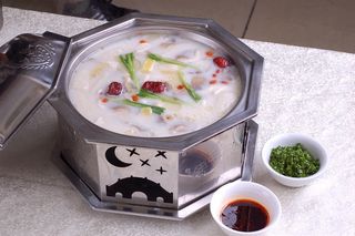 火锅麻辣烫锅底川菜靓鹅汤锅