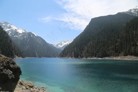 冬季山川湖泊图片 冬季山川湖泊图片