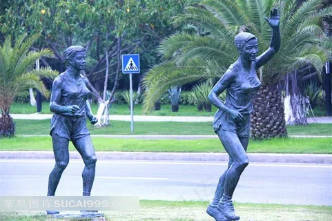 厦门海边人物雕塑